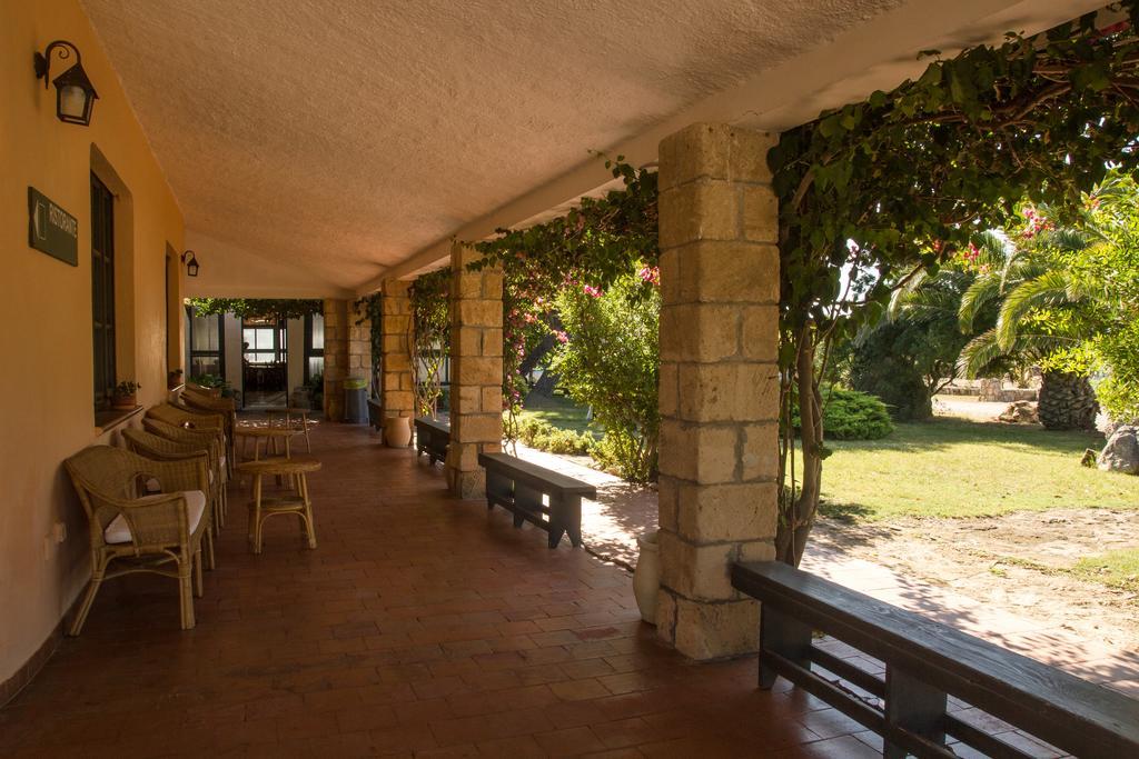Hotel Ristorante Sa Pedrera Càbras Exterior foto