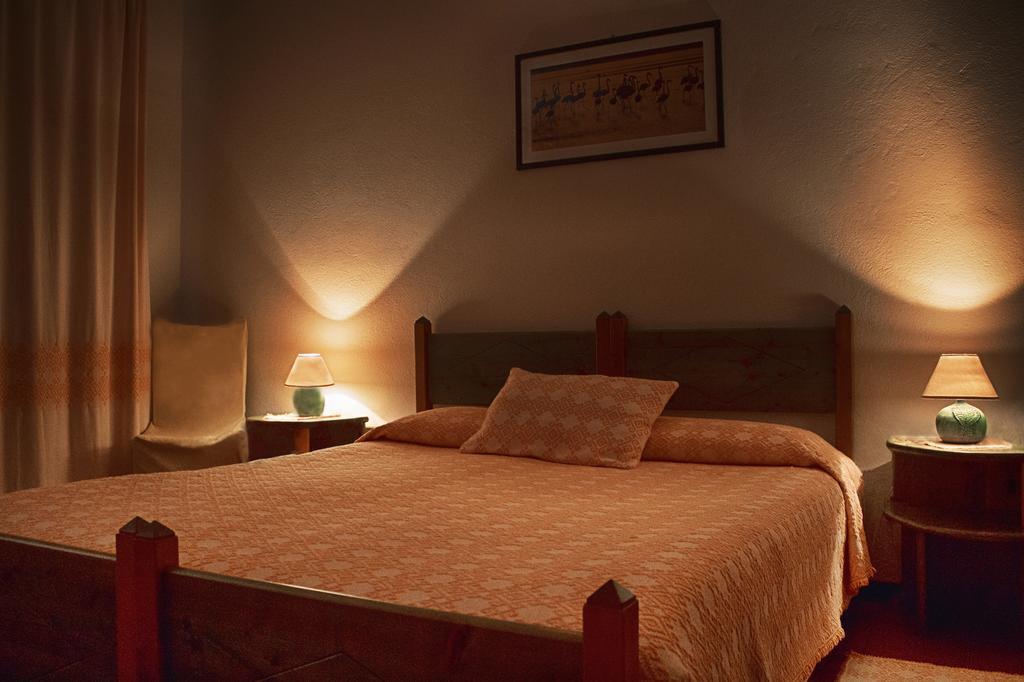 Hotel Ristorante Sa Pedrera Càbras Cameră foto